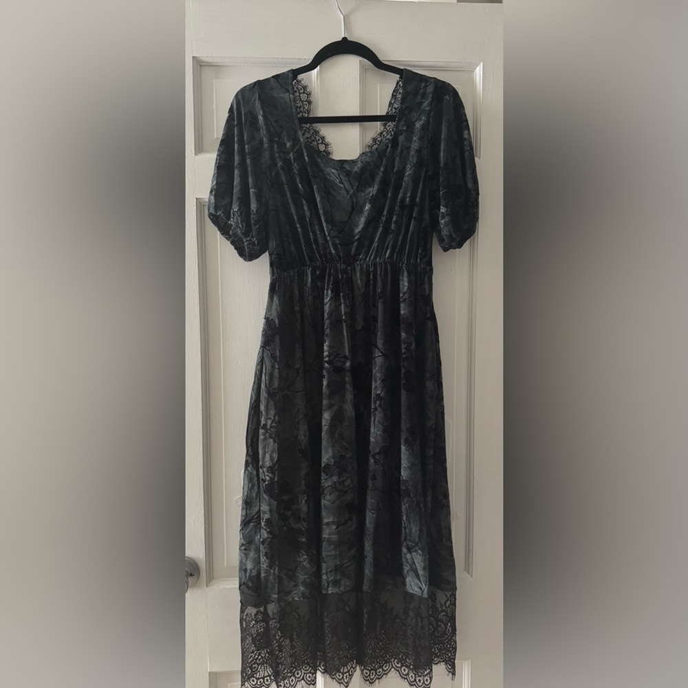 NWT Disturbia Vice Lace Trim Velour Midi Dress - Picture 8 of 8